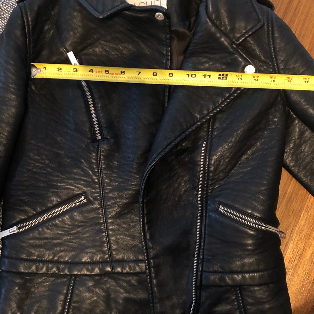 Leather jacket! - Picture 4 of 5